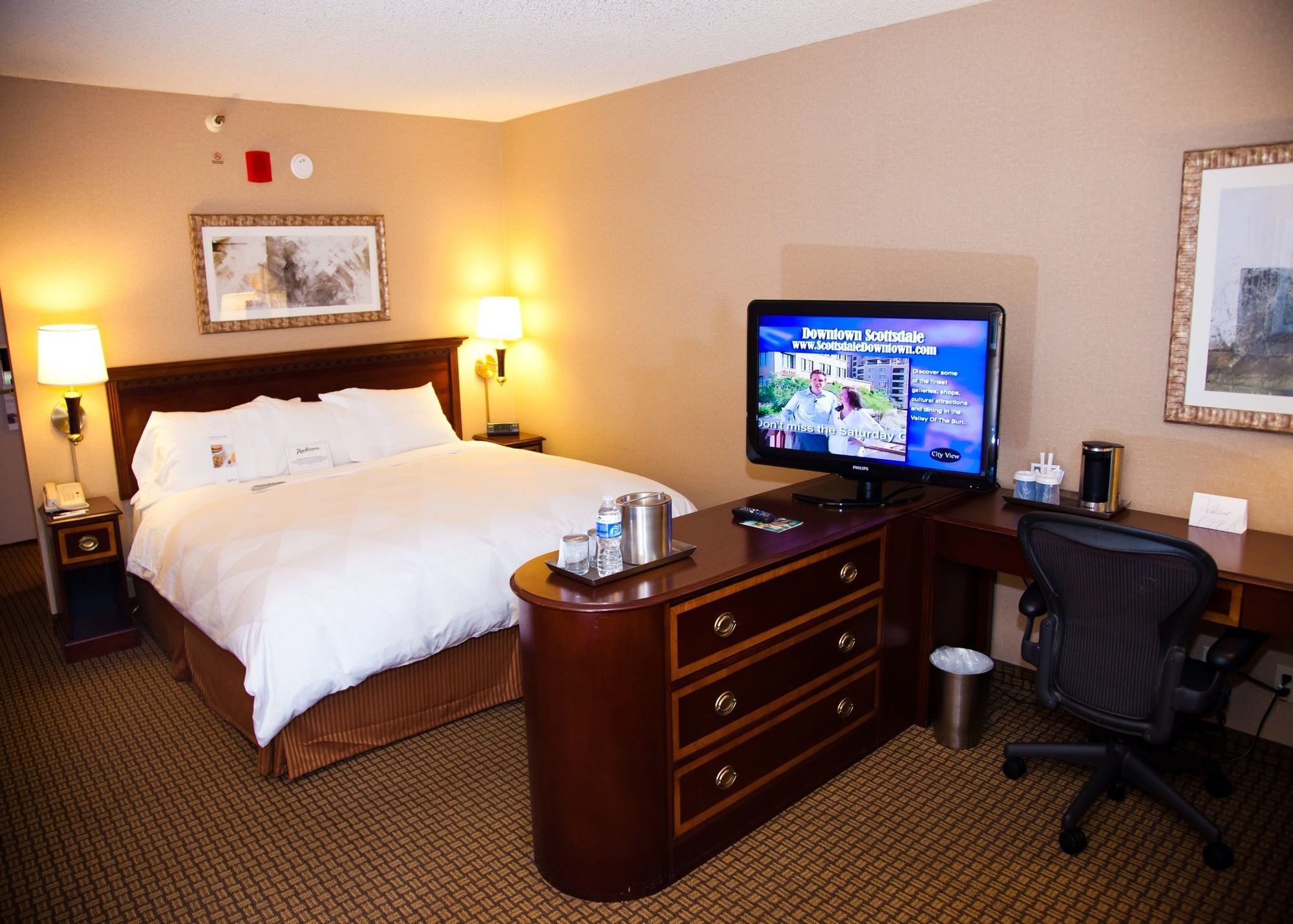 Radisson Hotel Phoenix Airport Bilik gambar
