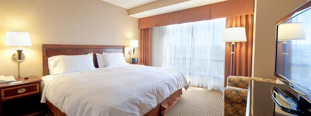 Radisson Hotel Phoenix Airport Bilik gambar