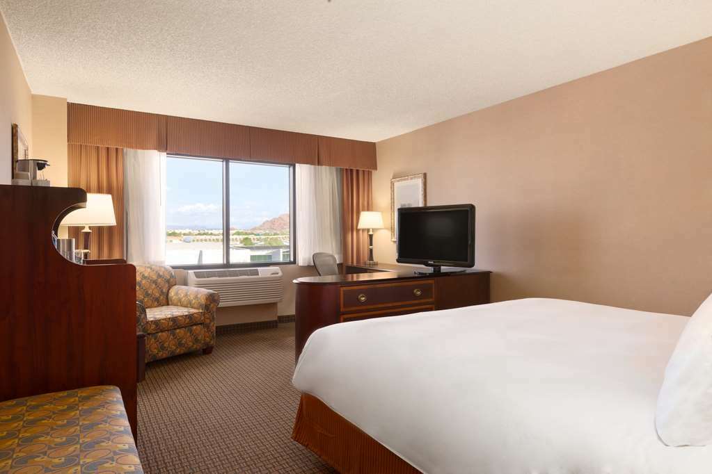 Radisson Hotel Phoenix Airport Bilik gambar